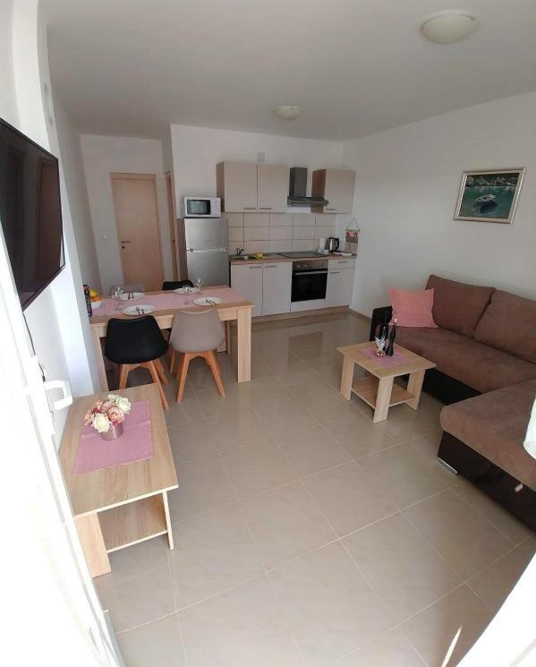 Apartmani Valuna Privlaka  Exterior photo